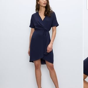 Aritiza short sleeve wrap dress